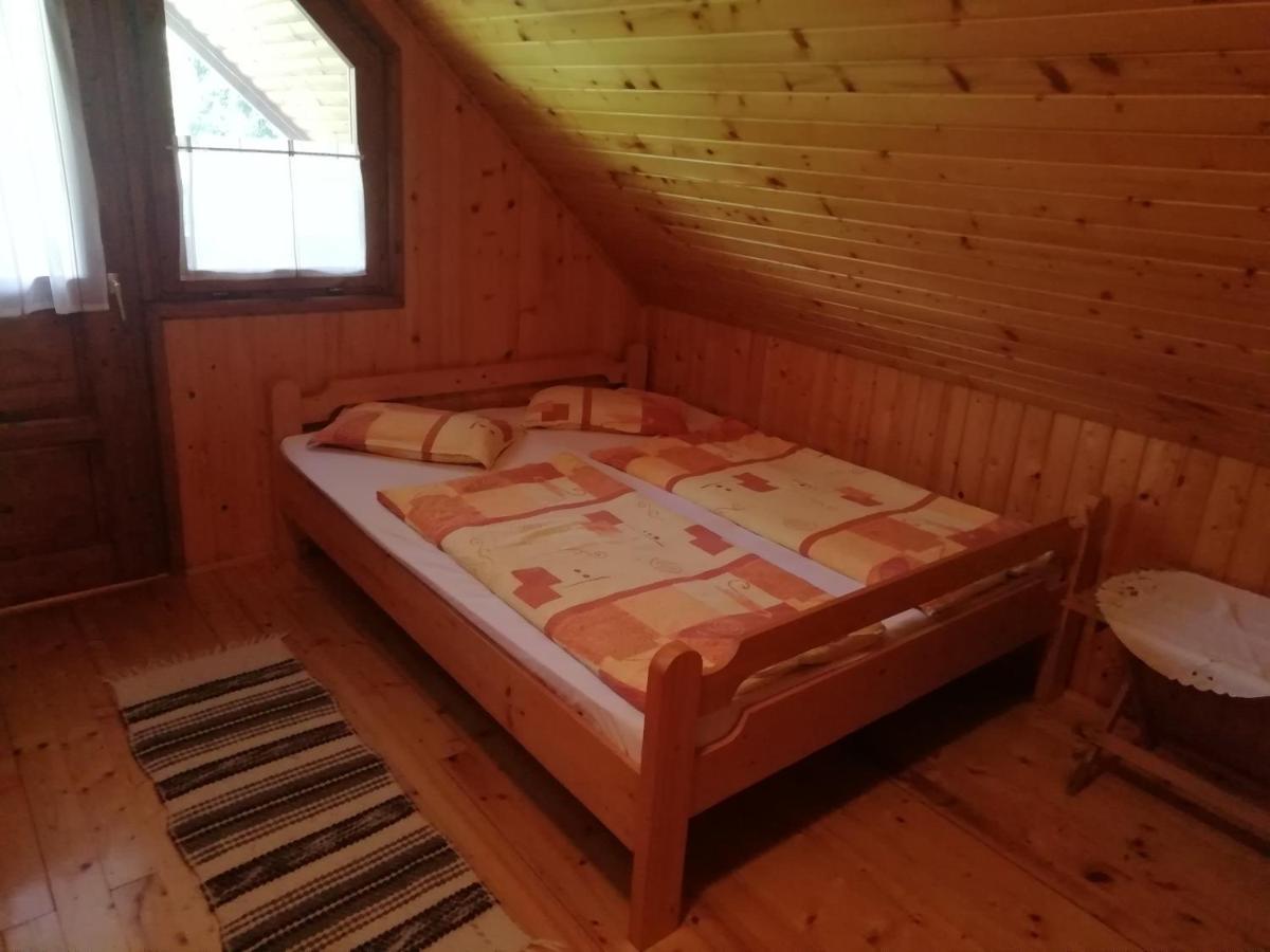 Villa Demeny Vendeghaz Sub Cetate Esterno foto